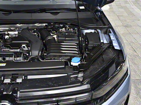 2026�� L 300TSI DSG ������