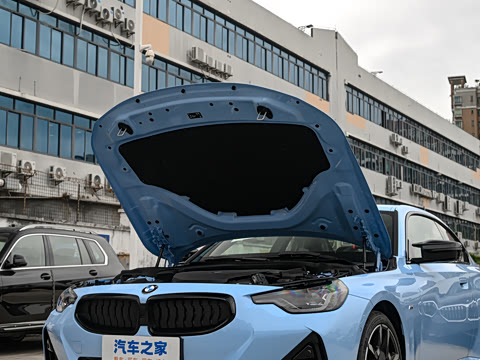 2026�� M240i xDrive