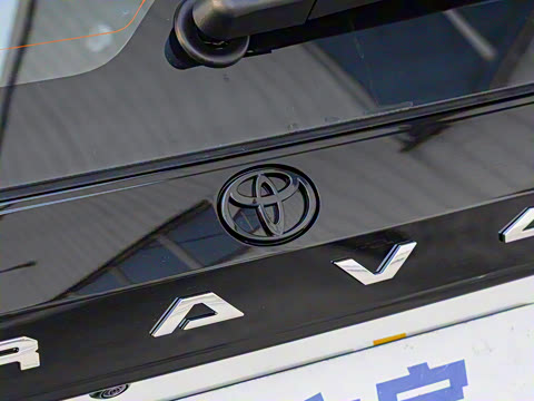 2026�� 2.0L ����������