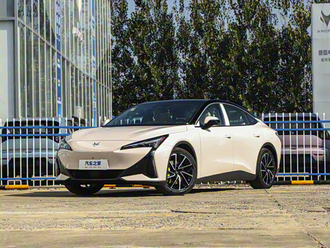 2025�� �Ŀ� 560MAX 185kW