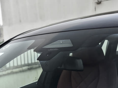 2026�� xDrive40i M�˶���װ