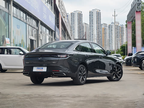 2026�� 1.5T �����
