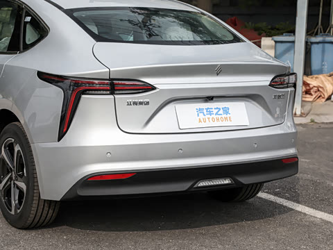 2026�� 705km MAX����������
