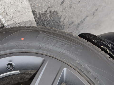 2026�� 110 3.0T P400 X-Dynamic SE