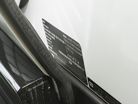 2025�� 3.0 L6 400PS �����ӳ���