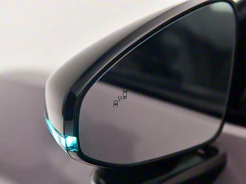 2025�� 750 ���������� Ultra