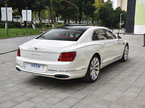 2026�� 4.0T V8 ��׼��