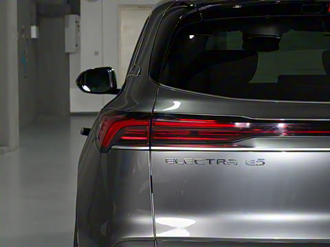 2025�� 620KM������