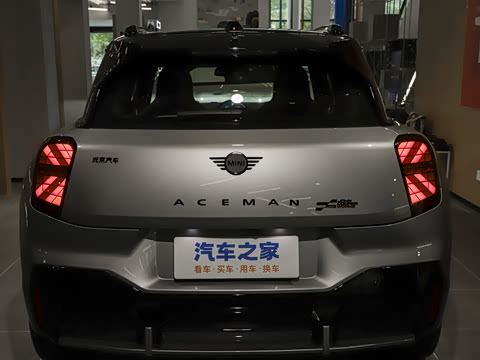 2025�� �Ŀ� JOHN COOPER WORKS