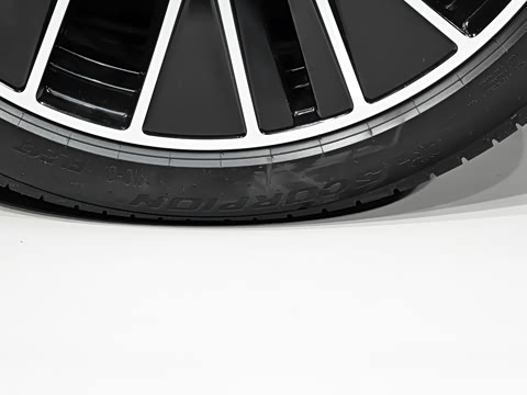 2026�� ����� 350 L 4MATIC
