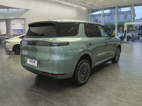 2026�� 66 Ultra ����������