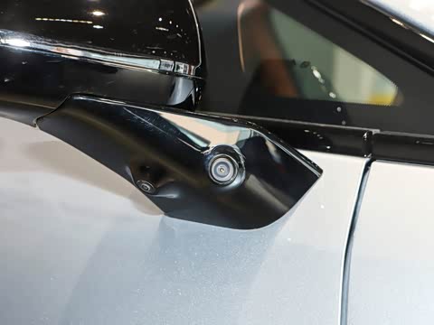 2025�� �Ŀ� 710 Max��