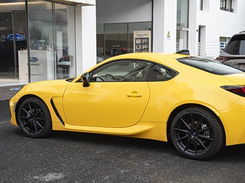 2026�� 2.4L �Զ���â������