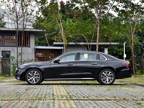 2026�� E 300 L ʱ����