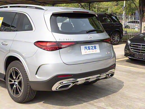 2025�� �Ŀ� GLC 260 L 4MATIC ������