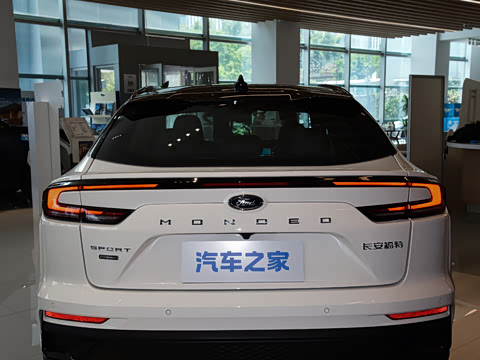 2026�� 2.0T EcoBoost E �춯 �˶���
