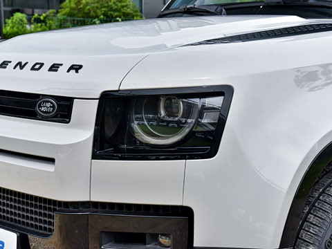 2026�� 110 3.0T X-Dynamic HSE