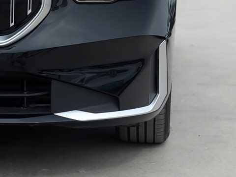 2026�� �Ŀ� 525Li ������װ