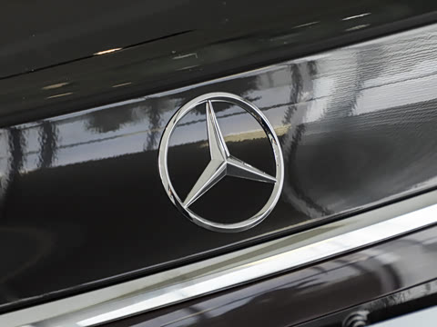 2026�� �Ŀ� E 260 L