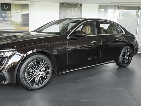 2026�� �Ŀ� E 260 L