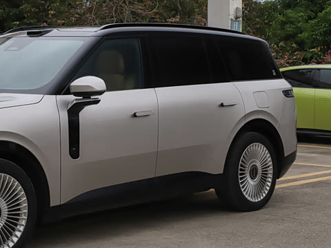 2026�� 2.0T Ultra 5��