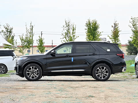 2027�� 2.3T EcoBoost ��������plus�� 7��