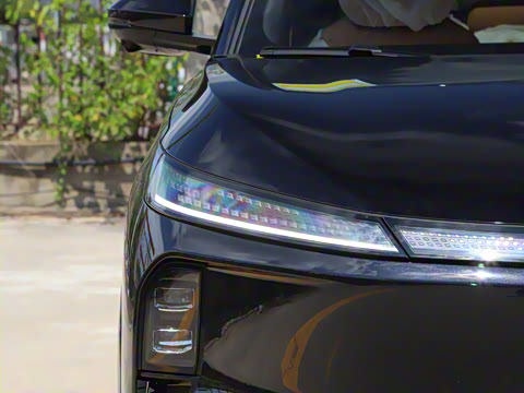 2025�� 185KM�����