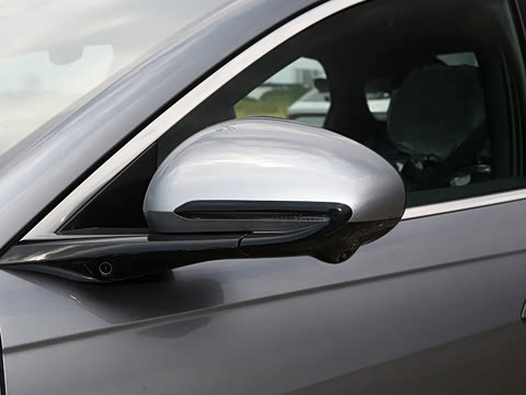 2025�� EV 545KM������