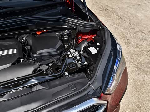 2026�� sDrive25i M�˶���װ