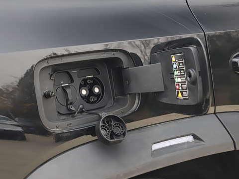 2026�� 211km XWD ����