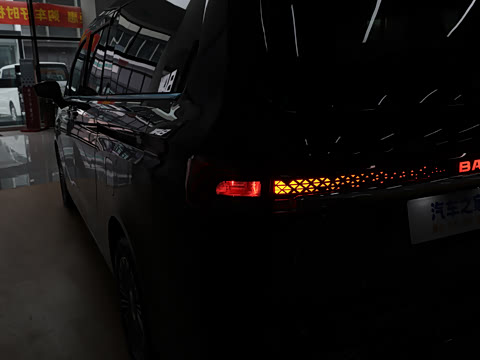 2026�� ���̰� 230�콢�� 7��