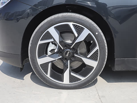 2026�� 463km COOPER SE ������