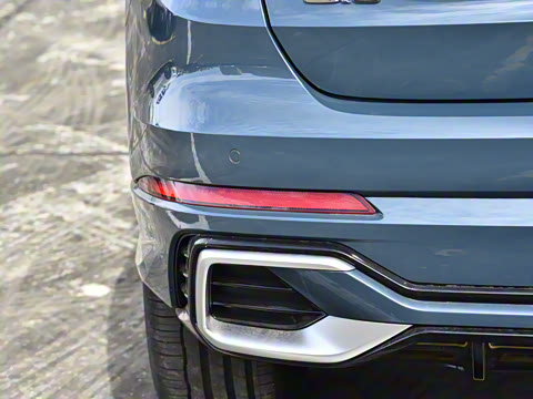 2026�� quattro 45�����ذ� 35TFSI ʱ�ж�����