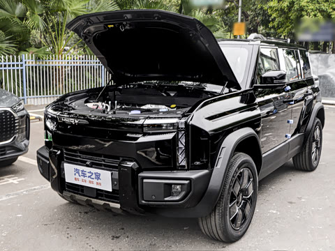 2025�� 215Զ�а�