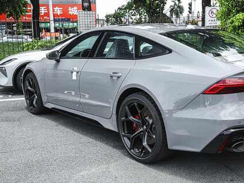 2025�� RS 7 4.0T Sportback performance