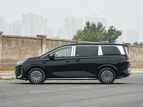 2026�� DM-i 1.5T 218KM ��Խ��