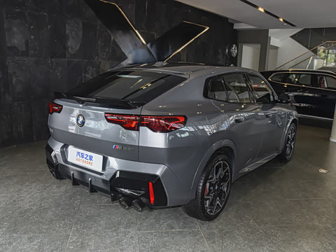 2026�� M35i