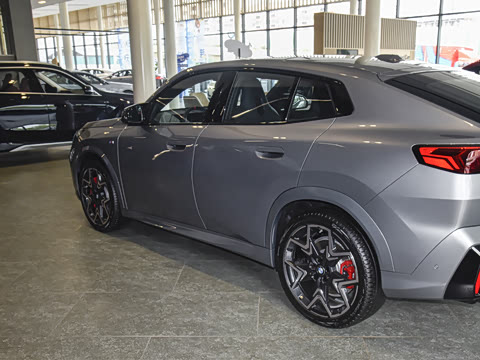 2026�� M35i