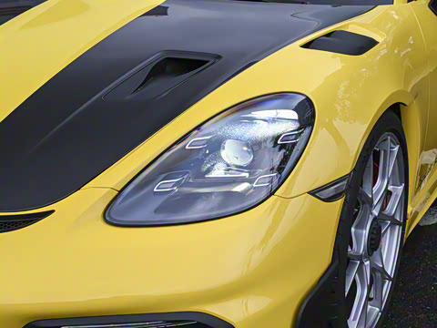 2023�� Spyder RS 4.0L