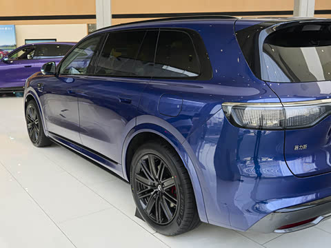 2025�� ���� Ultra�� 53.4kWh 6���� (896�߼����״