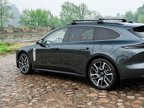 2026�� ��Ȼ�澳�� 100kWh Touring