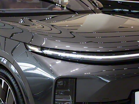 2025�� Ultra ���ܻ��°�