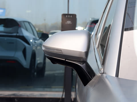 2026�� 1.5T �����