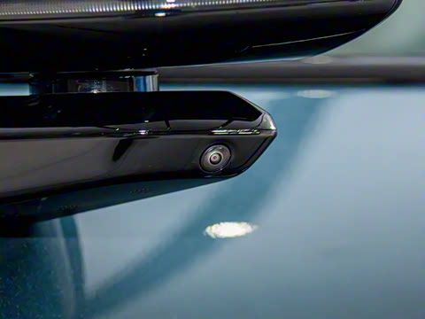 2025�� 702 ������ Ultra