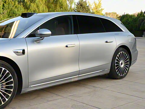 2025�� ���� Ultra��������