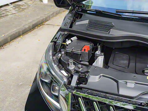 2025�� 2.0T ���ǰ�