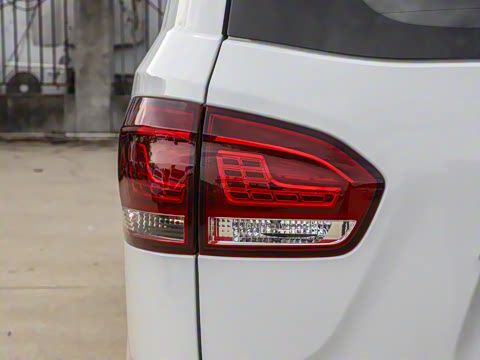 2025�� 2.4L �ֶ��߼����а� CNG 7��