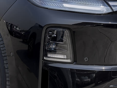 2027�� 660������