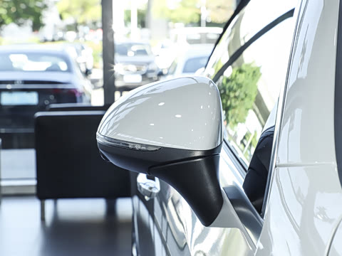 2026�� CLE 260 ������ܳ�