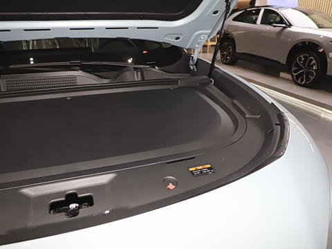 2025�� ����200 Pro